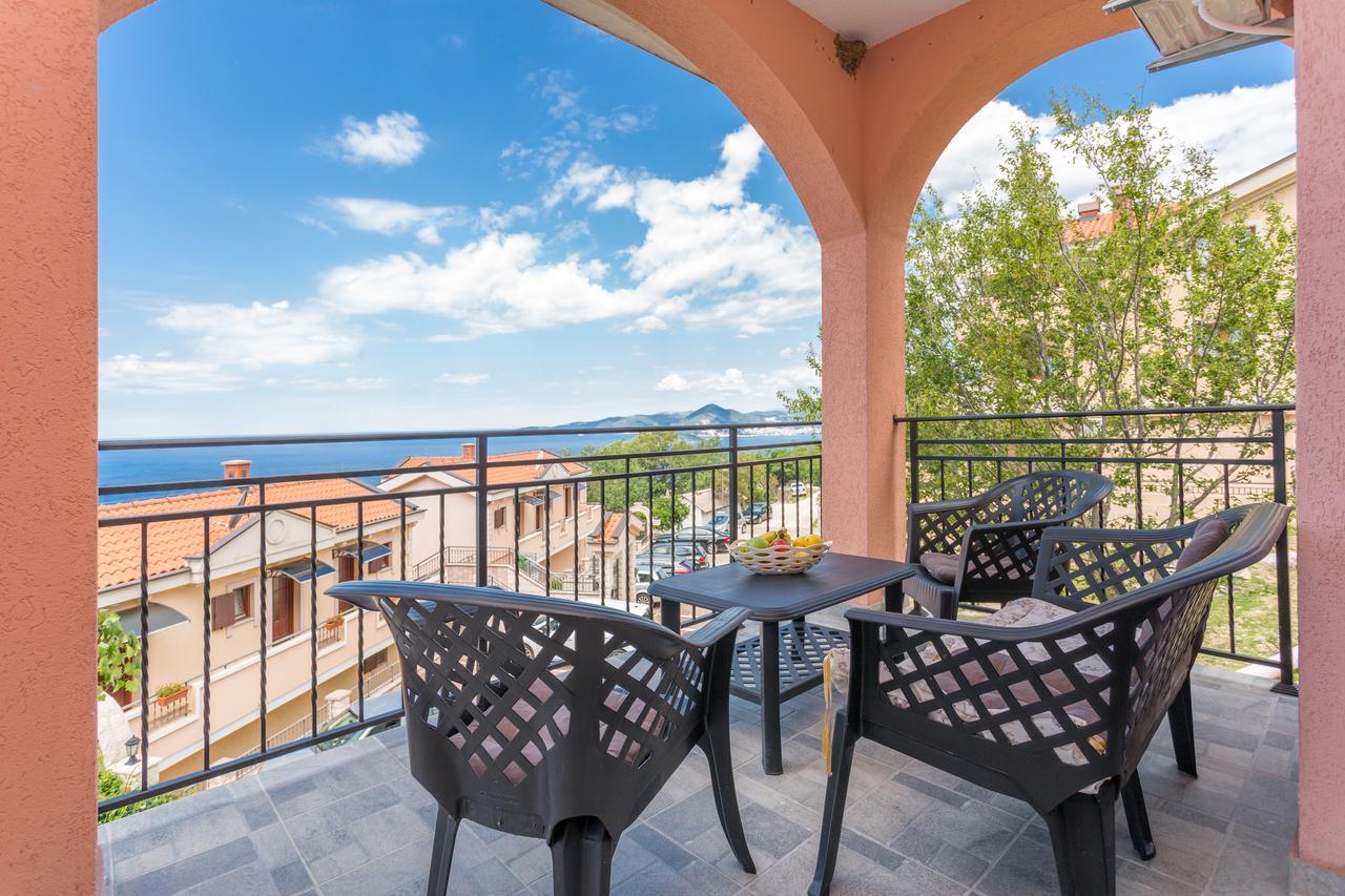 Apartments Natasa Sveti Stefan Eksteriør billede